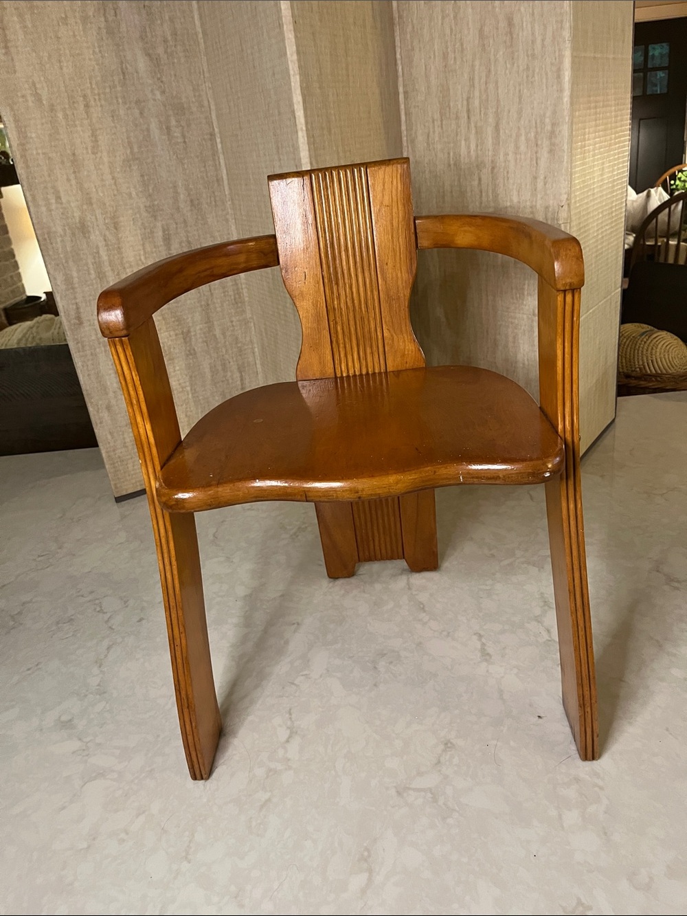 Vintage 1940’s Children’s chair wood unique detailed and curved art deco style - Picture 1 of 7
